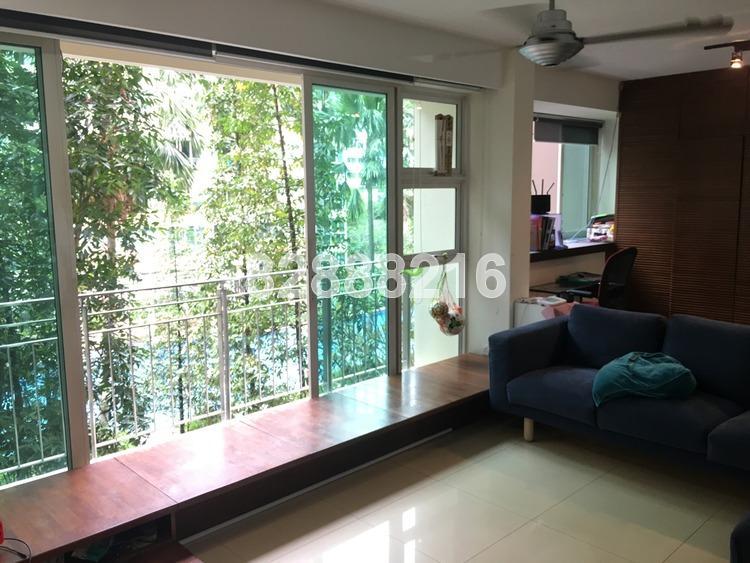 The Esparis (D18), Condominium #161382832